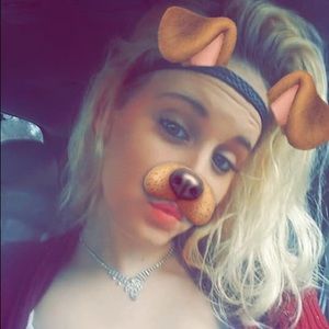 Meet your Posher, Jasmine